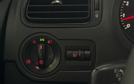 Volkswagen Polo VI (EU Market), 2013 год, 820 000 рублей, 12 фотография