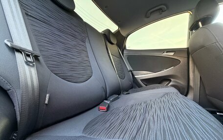 Hyundai Solaris II рестайлинг, 2016 год, 900 000 рублей, 15 фотография
