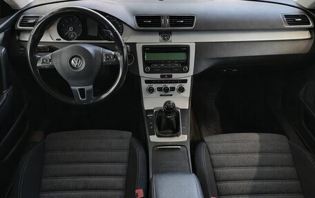 Volkswagen Passat B7, 2012 год, 999 000 рублей, 12 фотография