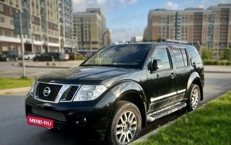 Nissan Pathfinder, 2012 год, 800 000 рублей, 3 фотография