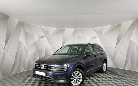 Volkswagen Tiguan II, 2018 год, 1 995 000 рублей, 1 фотография