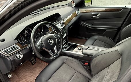 Mercedes-Benz E-Класс, 2015 год, 2 300 000 рублей, 5 фотография