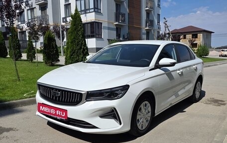 Geely Emgrand, 2024 год, 1 595 000 рублей, 2 фотография