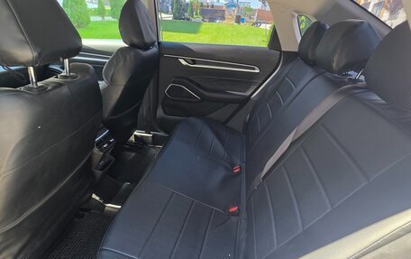 Geely Emgrand, 2024 год, 1 595 000 рублей, 11 фотография