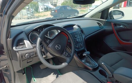 Opel Astra J, 2014 год, 870 000 рублей, 6 фотография
