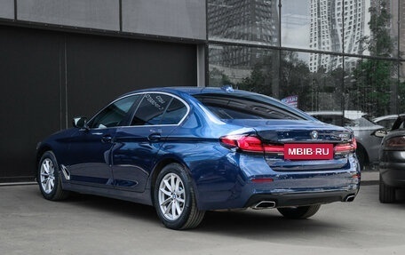 BMW 5 серия, 2021 год, 3 990 000 рублей, 7 фотография