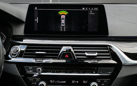 BMW 5 серия, 2021 год, 3 990 000 рублей, 12 фотография