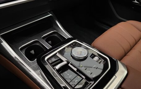 BMW 7 серия, 2025 год, 13 500 000 рублей, 21 фотография