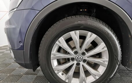 Volkswagen Tiguan II, 2018 год, 1 995 000 рублей, 9 фотография