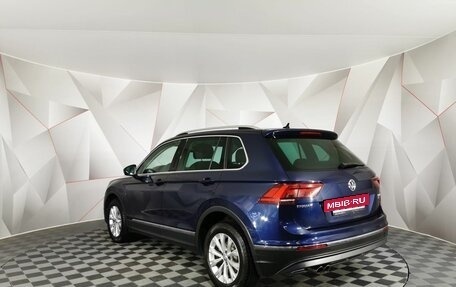 Volkswagen Tiguan II, 2018 год, 1 995 000 рублей, 4 фотография