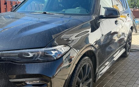 BMW X7, 2020 год, 5 800 000 рублей, 1 фотография