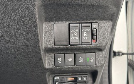 Honda Freed II, 2018 год, 1 150 000 рублей, 23 фотография