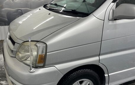 Toyota Regius, 2001 год, 960 000 рублей, 7 фотография