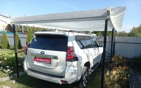 Toyota Land Cruiser Prado 150 рестайлинг 2, 2020 год, 6 850 000 рублей, 8 фотография