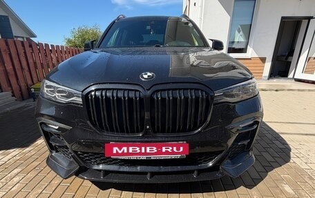 BMW X7, 2020 год, 5 800 000 рублей, 2 фотография