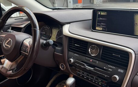 Lexus RX IV рестайлинг, 2017 год, 5 500 000 рублей, 11 фотография