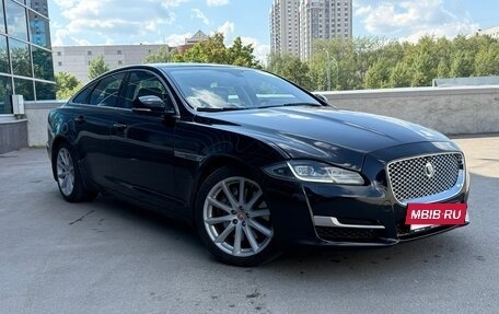 Jaguar XJ IV (X351), 2016 год, 2 450 000 рублей, 3 фотография