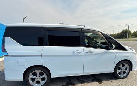 Nissan Serena IV, 2017 год, 1 850 000 рублей, 2 фотография