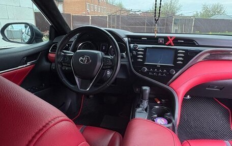 Toyota Camry, 2019 год, 2 400 000 рублей, 6 фотография