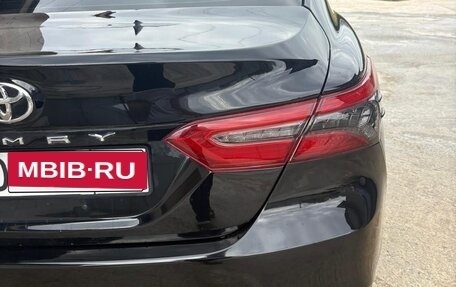 Toyota Camry, 2019 год, 2 400 000 рублей, 9 фотография