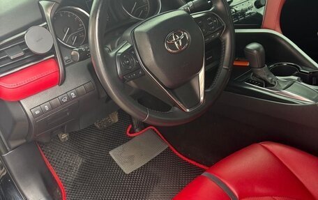 Toyota Camry, 2019 год, 2 400 000 рублей, 16 фотография