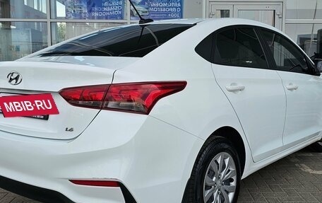 Hyundai Solaris II рестайлинг, 2018 год, 1 299 000 рублей, 2 фотография