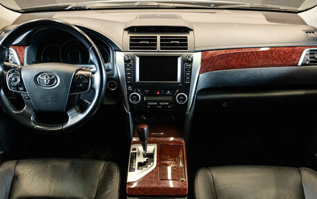 Toyota Camry, 2014 год, 1 699 000 рублей, 5 фотография
