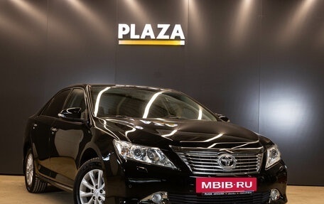 Toyota Camry, 2014 год, 1 699 000 рублей, 2 фотография