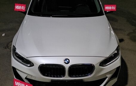 BMW 1 серия, 2021 год, 1 690 000 рублей, 2 фотография