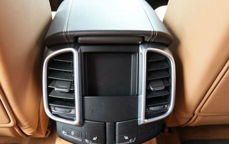 Porsche Cayenne III, 2013 год, 2 450 000 рублей, 29 фотография