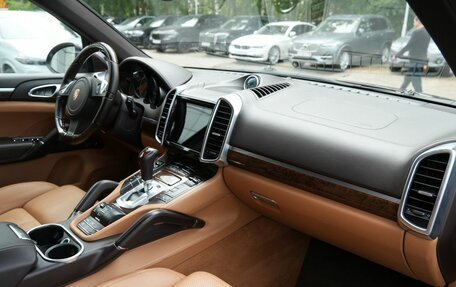 Porsche Cayenne III, 2013 год, 2 450 000 рублей, 27 фотография