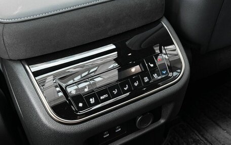 Infiniti QX80, 2025 год, 15 490 000 рублей, 22 фотография