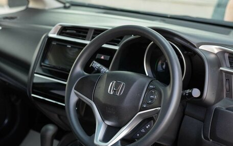 Honda Fit III, 2019 год, 1 155 000 рублей, 11 фотография