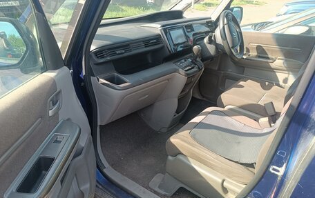 Honda Stepwgn IV, 2015 год, 1 330 000 рублей, 4 фотография