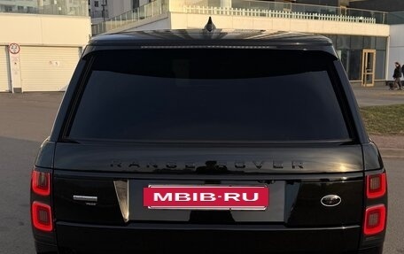 Land Rover Range Rover IV рестайлинг, 2020 год, 9 500 000 рублей, 4 фотография
