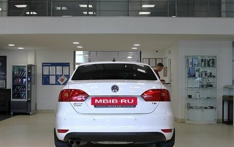 Volkswagen Jetta VI, 2013 год, 880 000 рублей, 6 фотография