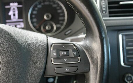 Volkswagen Jetta VI, 2013 год, 880 000 рублей, 17 фотография