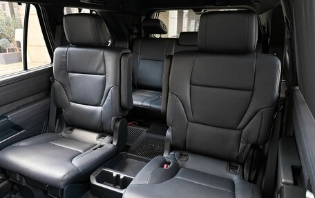 Toyota Sequoia, 2025 год, 14 990 000 рублей, 25 фотография
