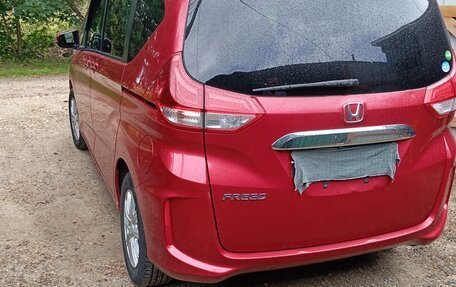 Honda Freed II, 2018 год, 1 430 000 рублей, 13 фотография