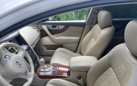 Infiniti FX II, 2012 год, 1 450 000 рублей, 4 фотография