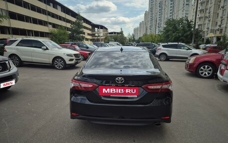 Toyota Camry, 2021 год, 3 450 000 рублей, 5 фотография