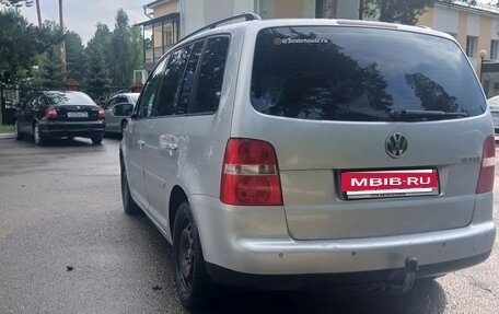 Volkswagen Touran III, 2003 год, 588 000 рублей, 6 фотография