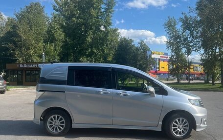 Honda Freed I, 2012 год, 1 250 000 рублей, 3 фотография