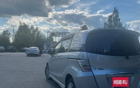 Honda Freed I, 2012 год, 1 250 000 рублей, 7 фотография