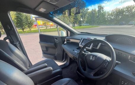 Honda Freed I, 2012 год, 1 250 000 рублей, 16 фотография