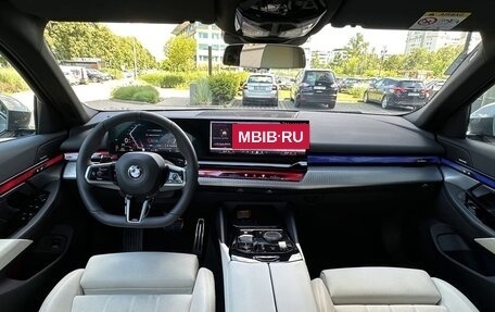 BMW 5 серия, 2025 год, 7 490 000 рублей, 12 фотография