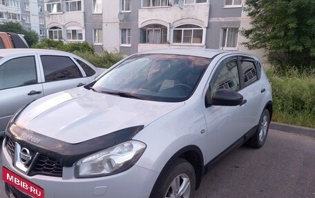 Nissan Qashqai, 2011 год, 890 000 рублей, 2 фотография