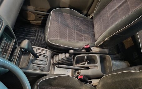 Chevrolet Tracker II, 2000 год, 500 000 рублей, 8 фотография