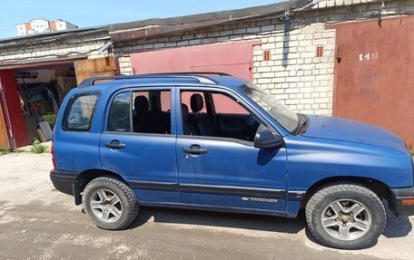 Chevrolet Tracker II, 2000 год, 500 000 рублей, 2 фотография