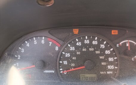 Chevrolet Tracker II, 2000 год, 500 000 рублей, 6 фотография